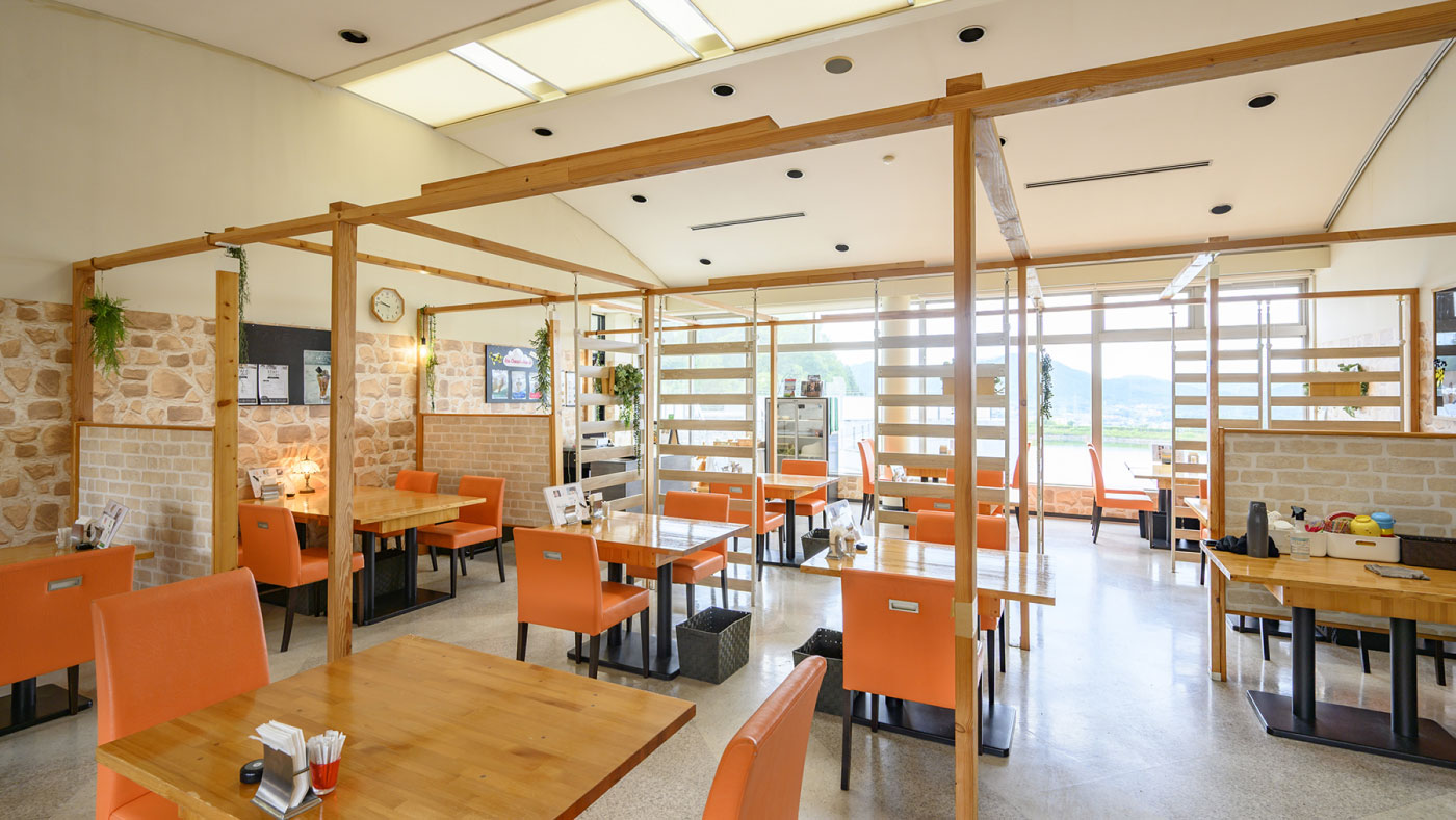 レストラン　Cafe 照（カフェテラス）